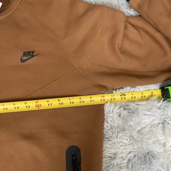Nike Sportswear Tech Fleece Windrunner Light British Tan FB7921-281 Men Size L - Picture 6 of 7